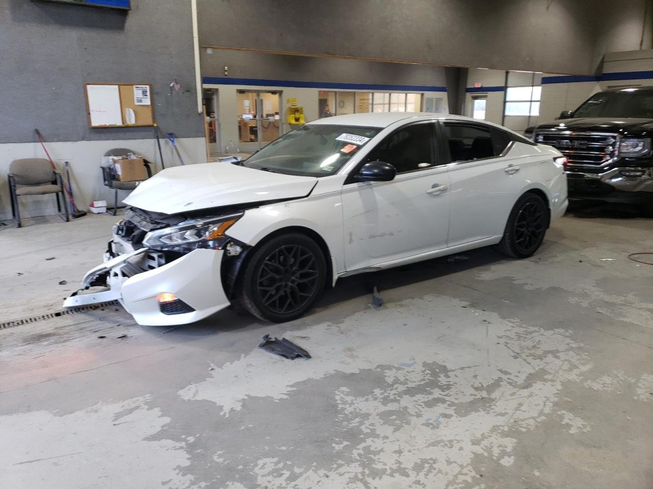 2019 II NISSAN ALTIMA SR