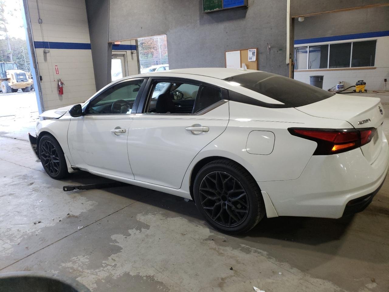 2019 II NISSAN ALTIMA SR