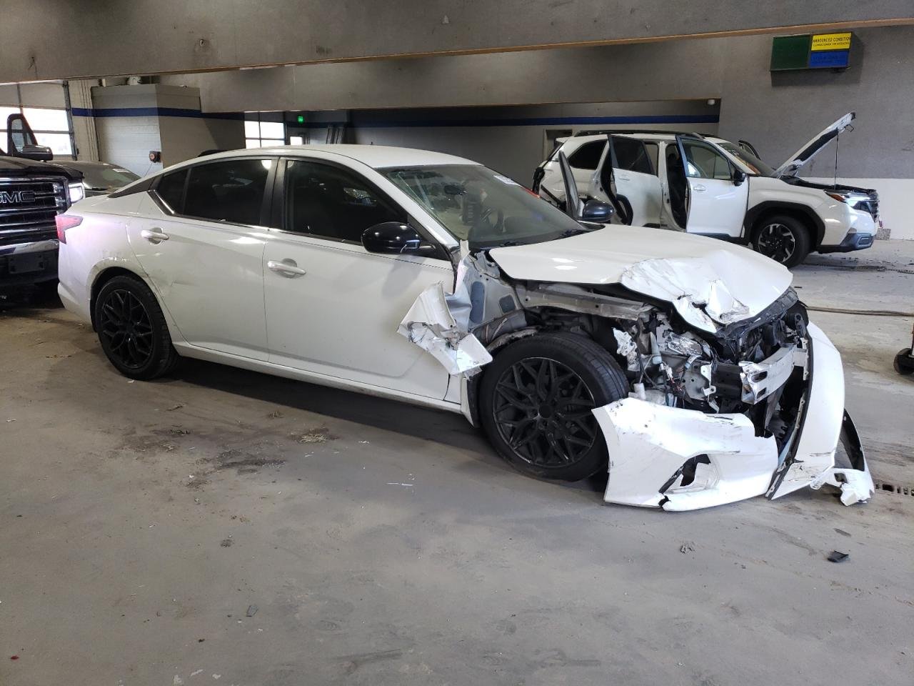 2019 II NISSAN ALTIMA SR