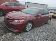 2018 II TOYOTA CAMRY LE