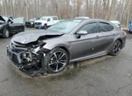 2018 II TOYOTA CAMRY XSE
