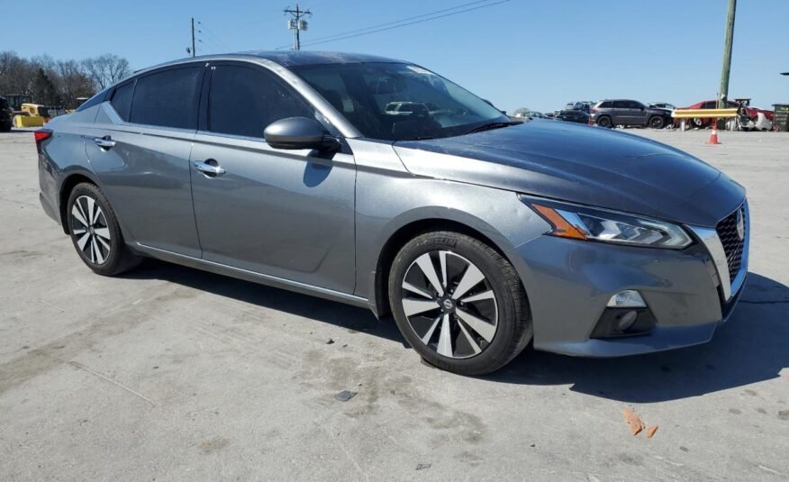 2019 Nissan Altima SV