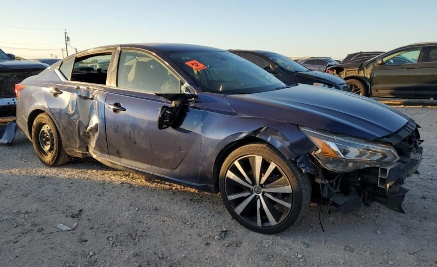 2020 II NISSAN ALTIMA SR