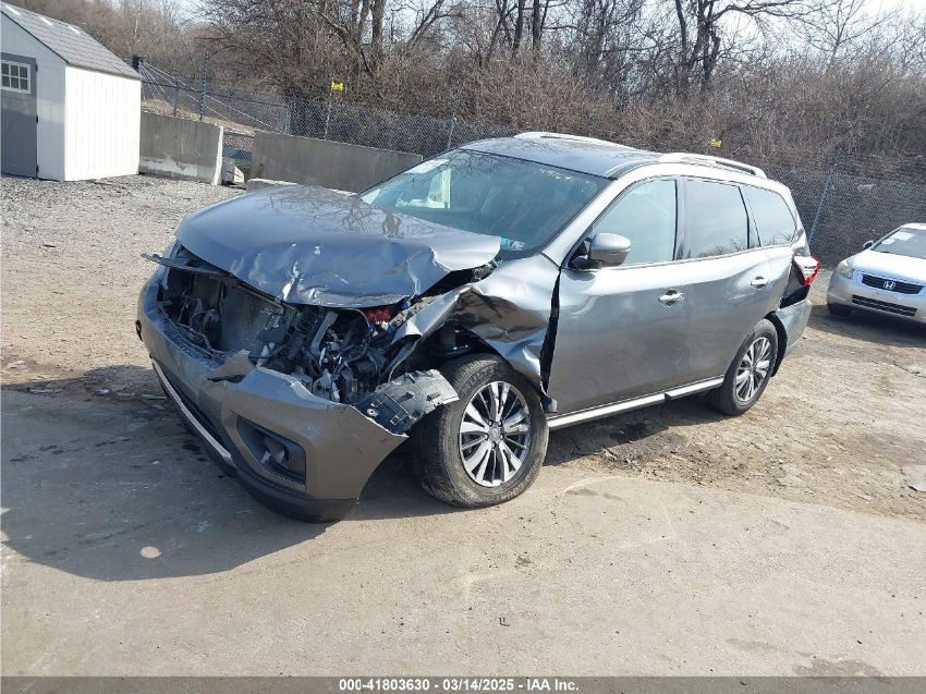 2019 Nissan Pathfinder SV