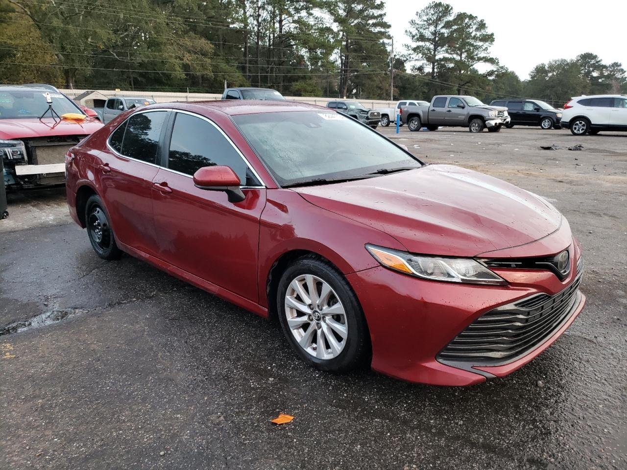 2018 II TOYOTA CAMRY LE