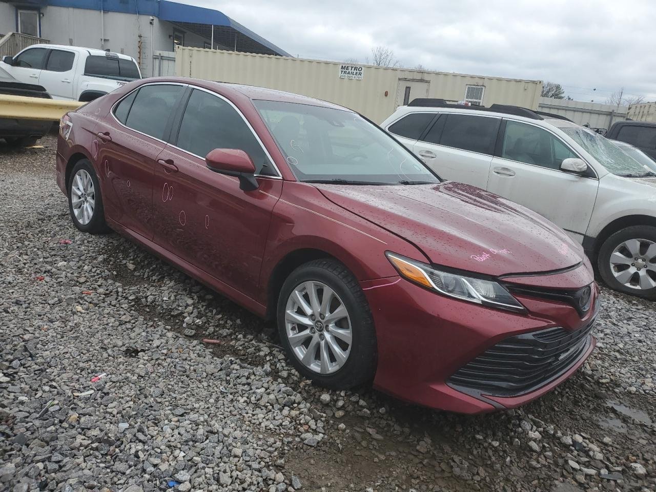 2018 II TOYOTA CAMRY LE