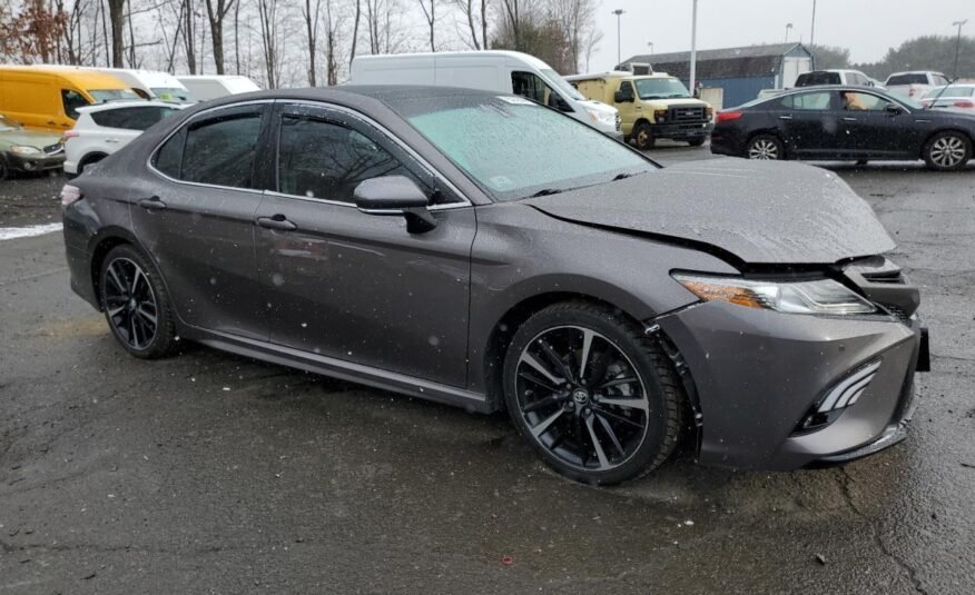 2018 II TOYOTA CAMRY XSE