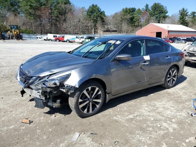 2017 II Nissan Altima SR