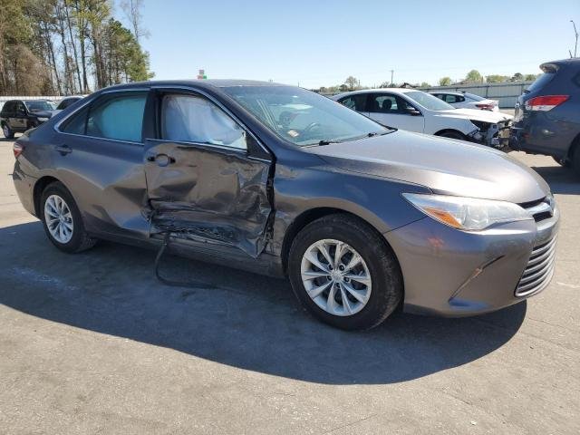 2017 II TOYOTA CAMRY LE