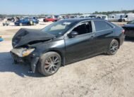 2017 II TOYOTA CAMRY SE
