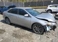 2017 II Toyota Camry SE