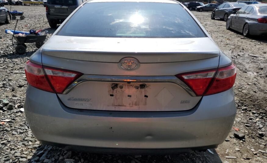 2017 II Toyota Camry SE