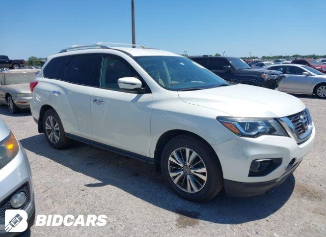 2018 II Nissan Pathfinder SV