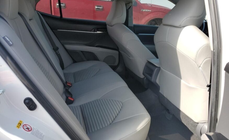 2018 II TOYOTA CAMRY SE