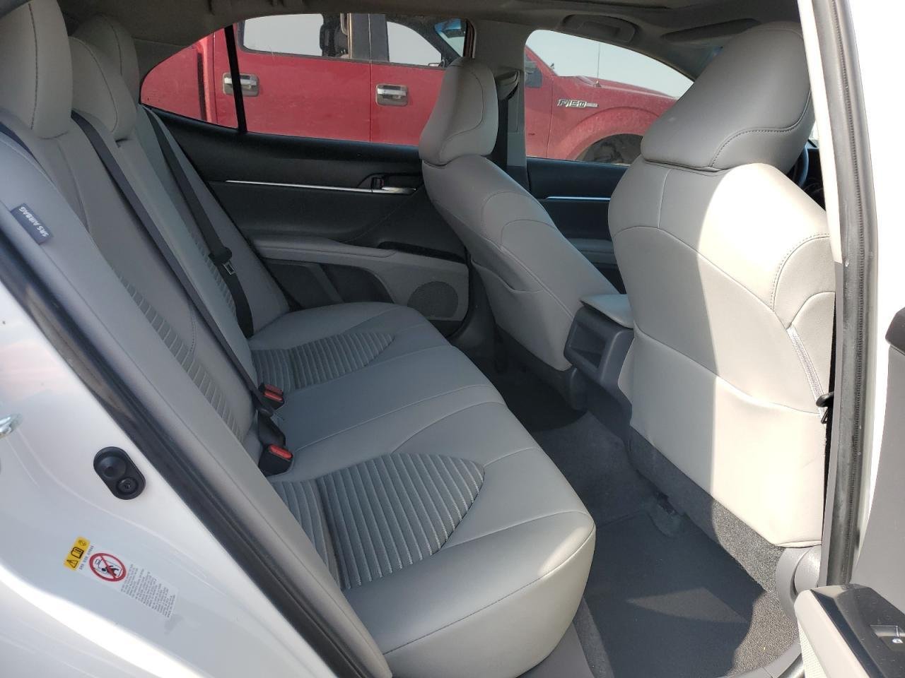 2018 II TOYOTA CAMRY SE