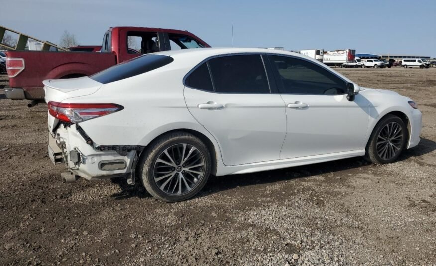 2018 II TOYOTA CAMRY SE
