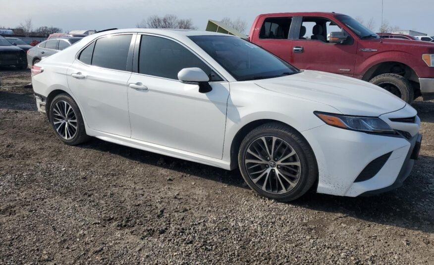 2018 II TOYOTA CAMRY SE
