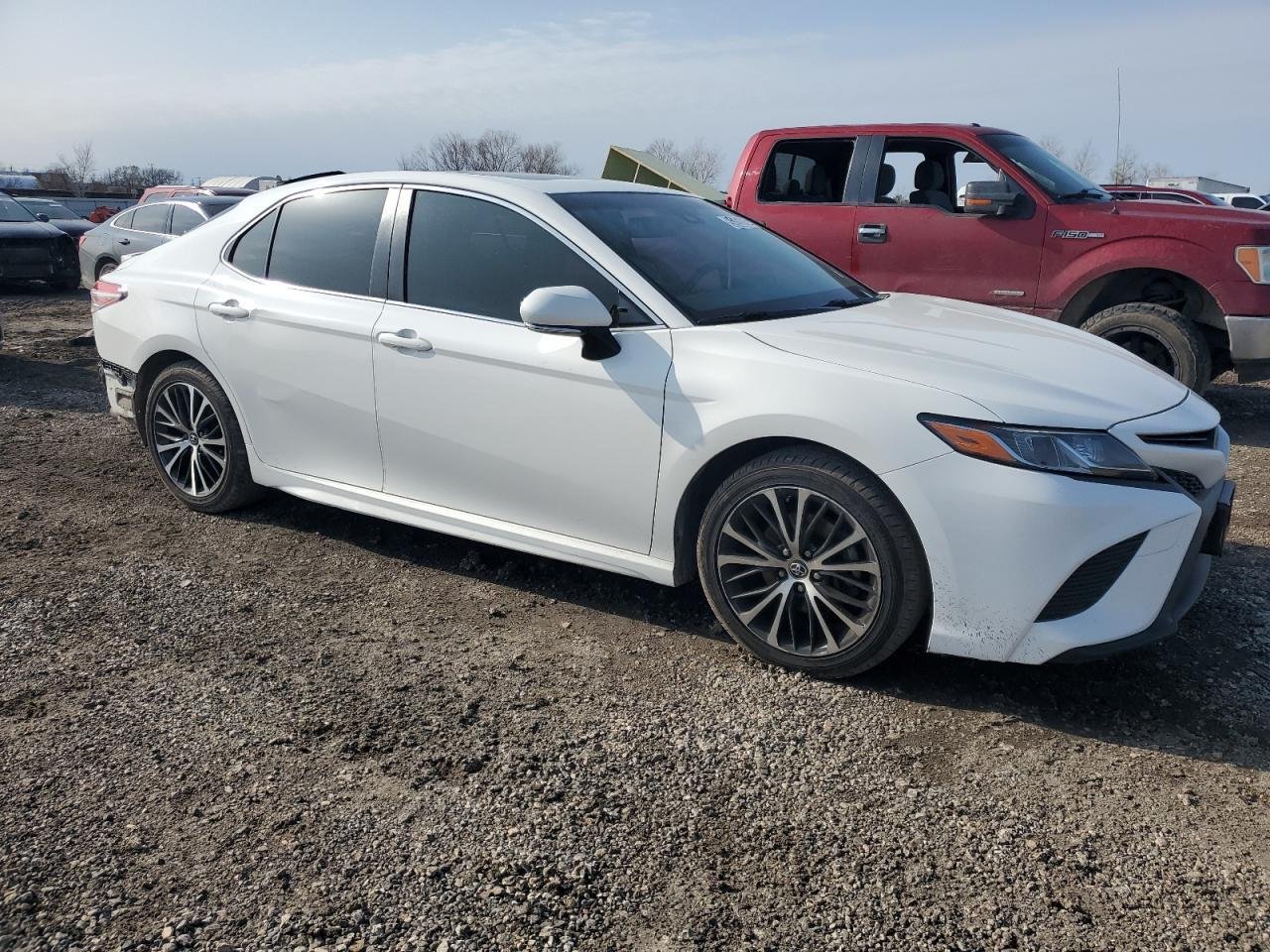 2018 II TOYOTA CAMRY SE