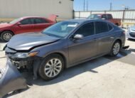 2019 II TOYOTA CAMRY LE