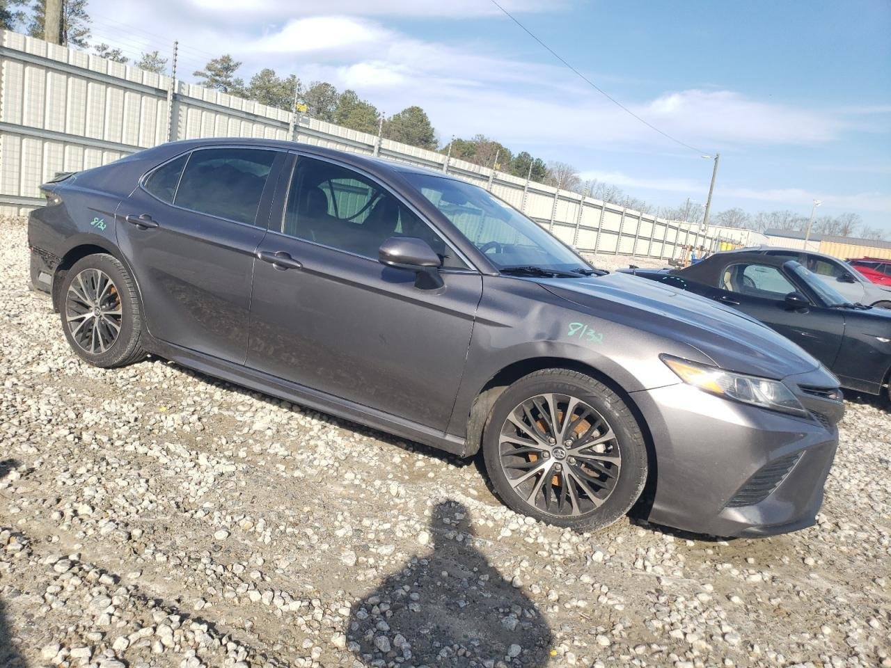 2019 II TOYOTA CAMRY SE