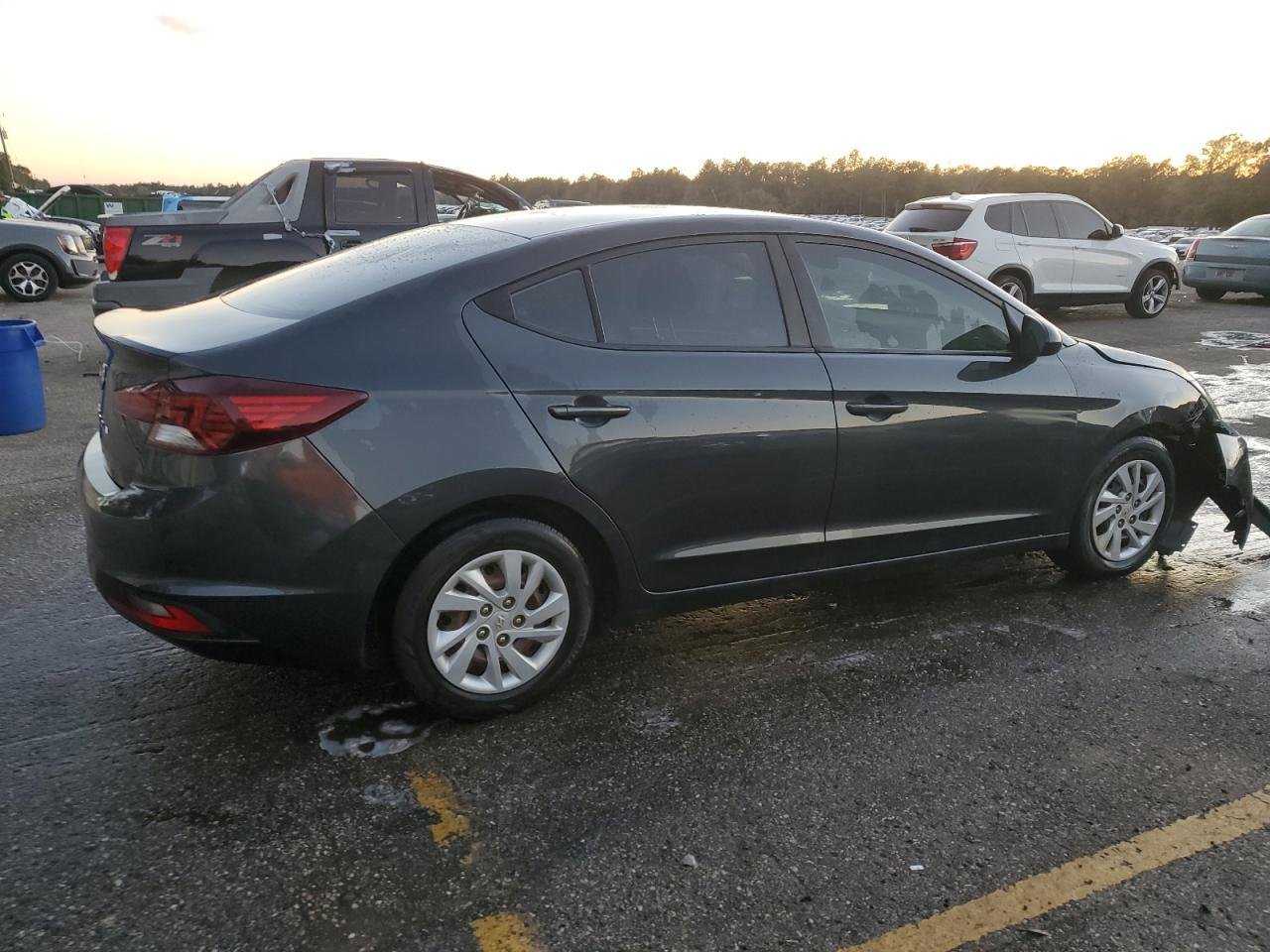 2020 II HYUNDAI ELANTRA SE