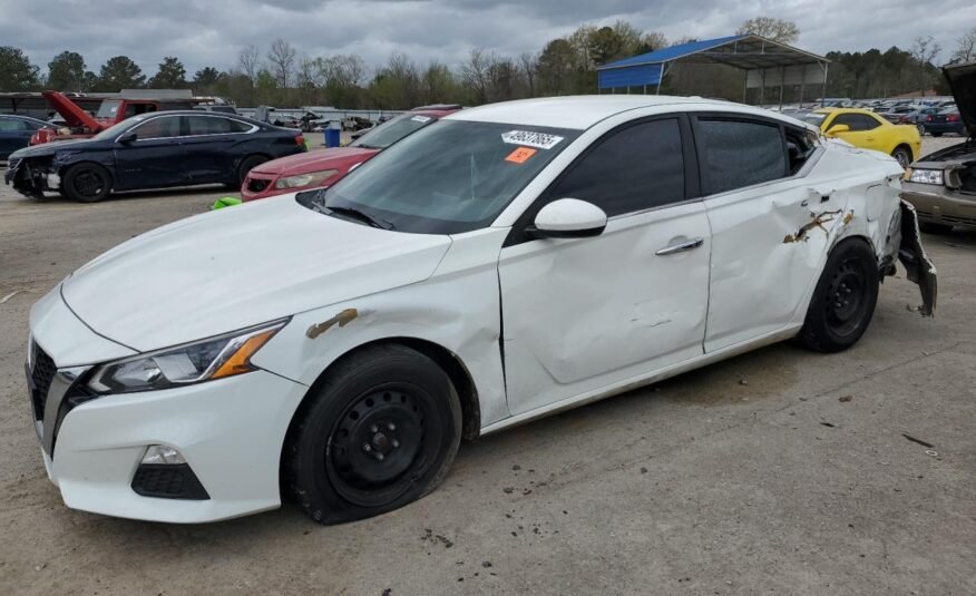 2020 II Nissan Altima S