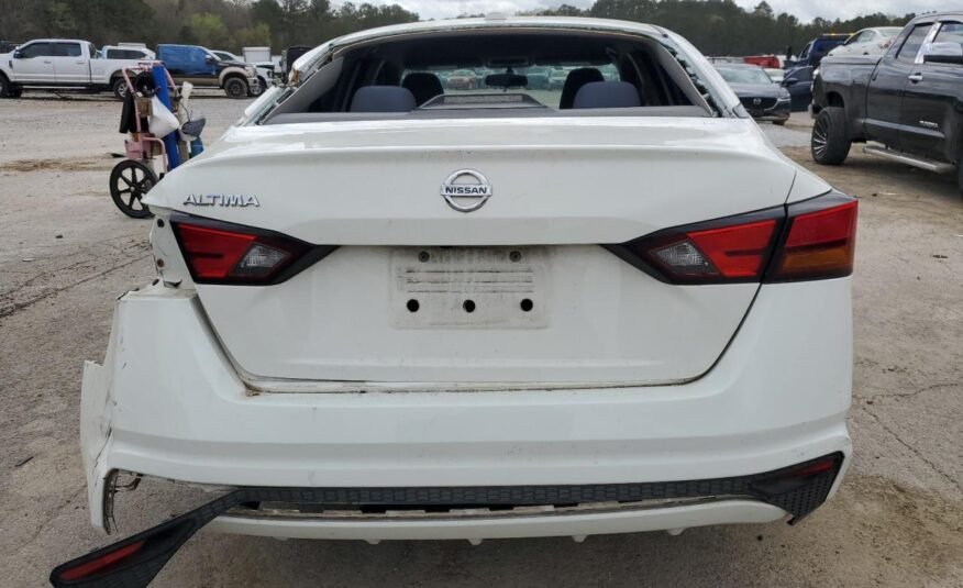 2020 II Nissan Altima S