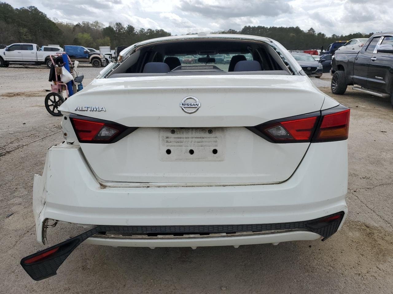 2020 II Nissan Altima S
