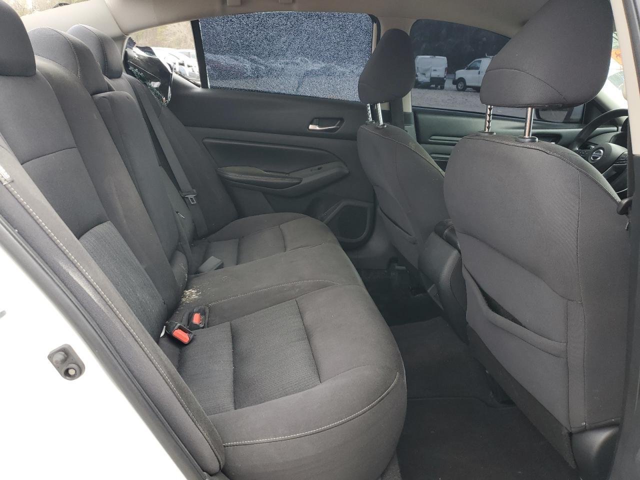 2020 II Nissan Altima S