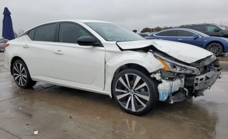 2020 II NISSAN ALTIMA SR