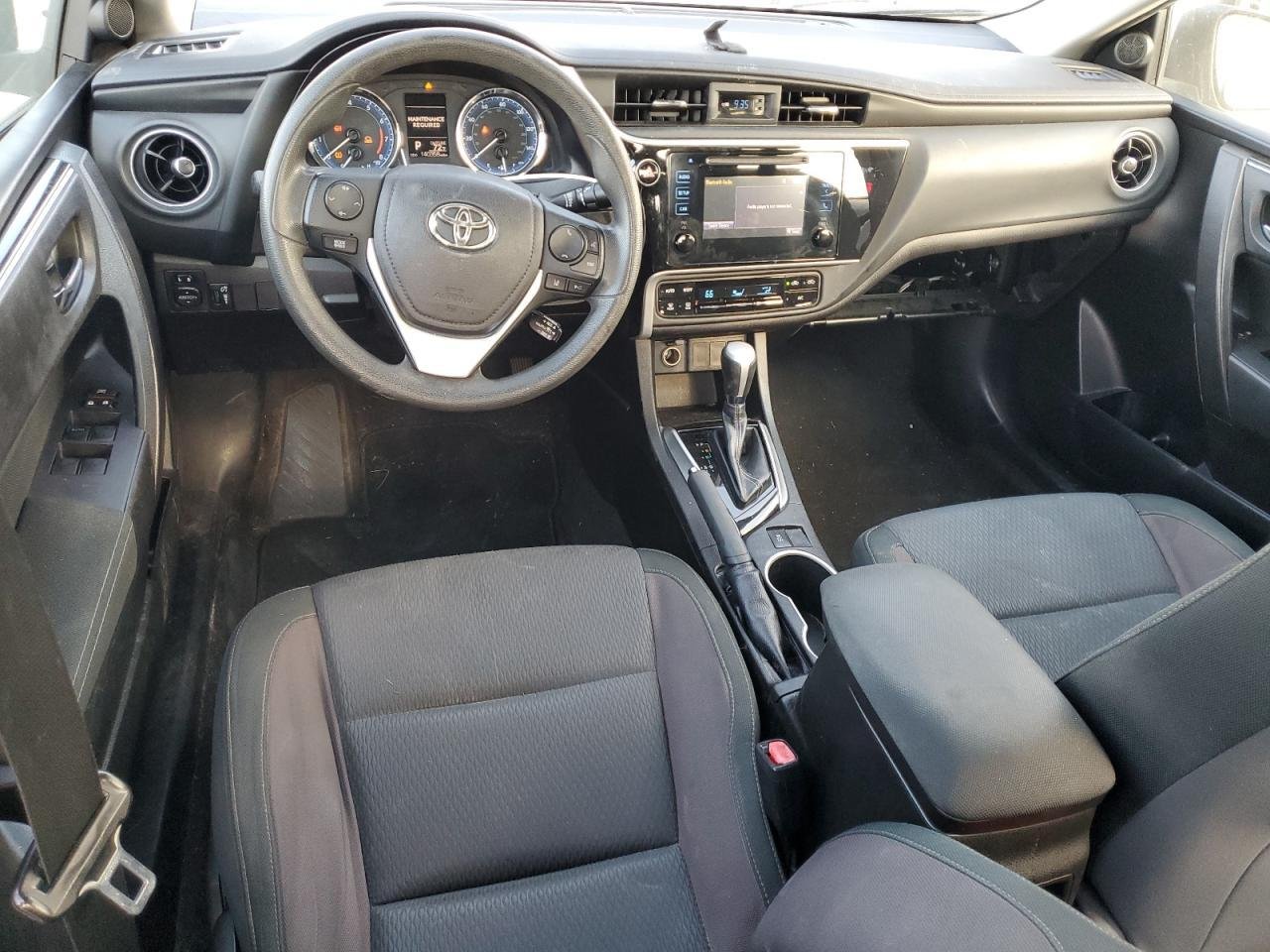 2018 II TOYOTA COROLLA LE
