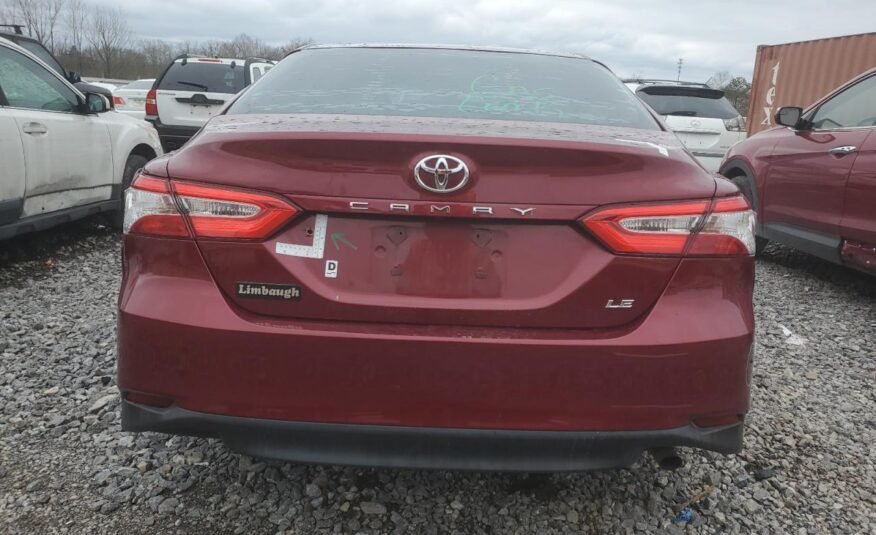 2018 II TOYOTA CAMRY LE