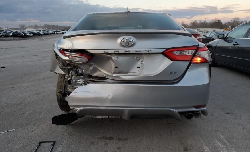 2020 II TOYOTA CAMRY SE