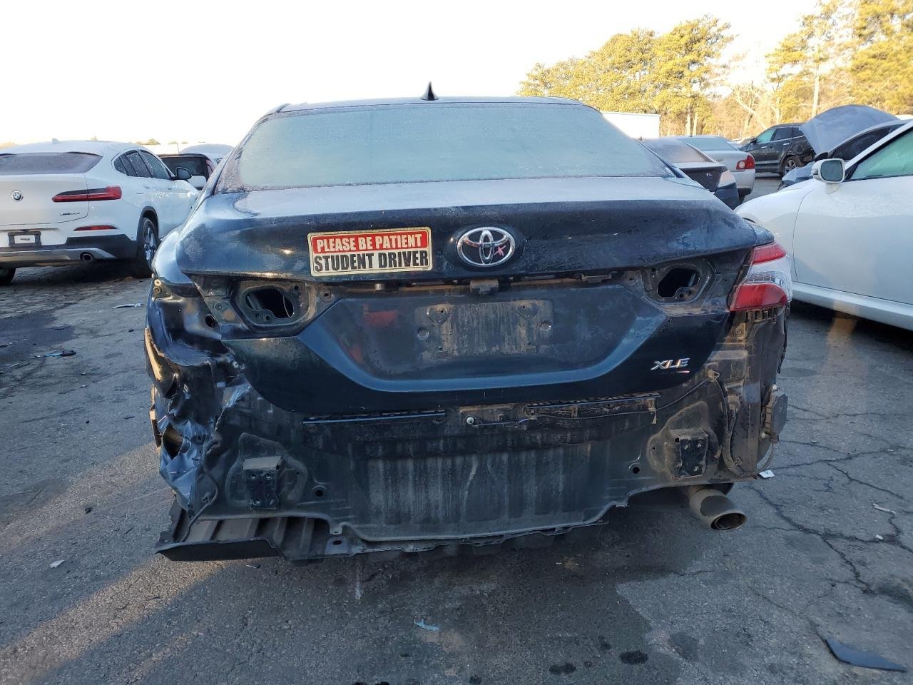 2019 II TOYOTA CAMRY XLE