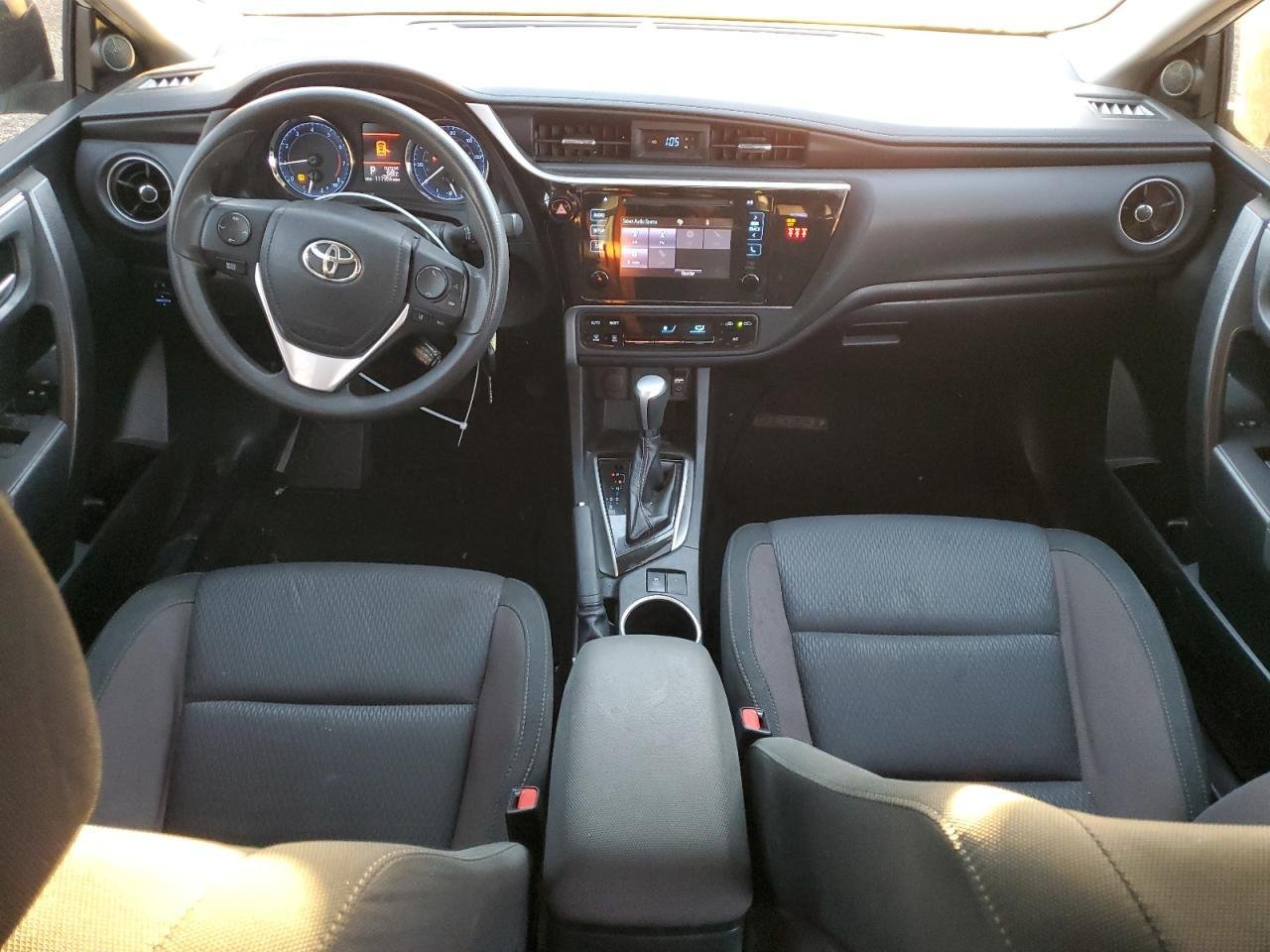 2019 II TOYOTA COROLLA LE