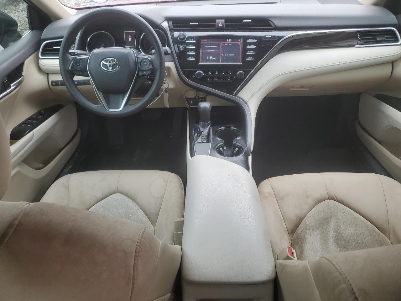 2018 II TOYOTA CAMRY LE