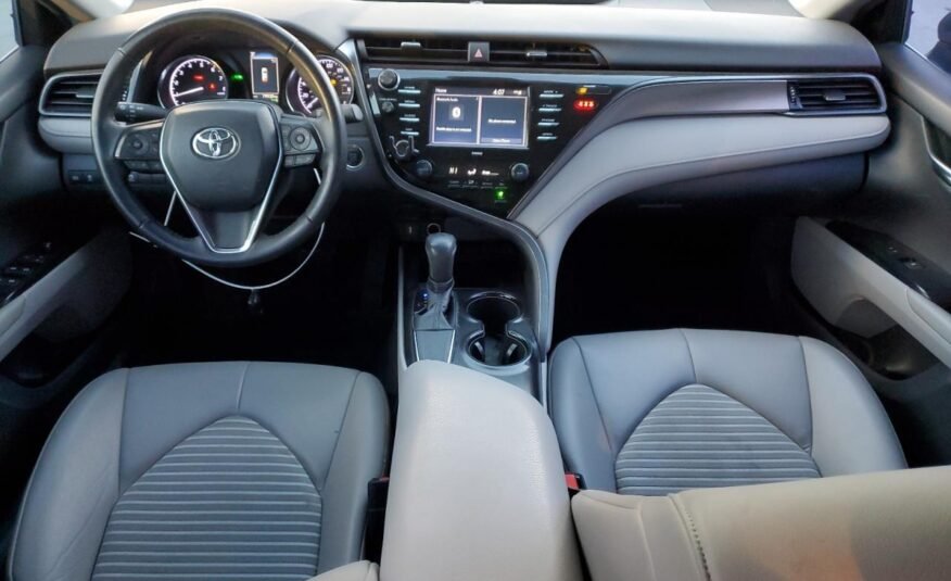 2020 II TOYOTA CAMRY SE