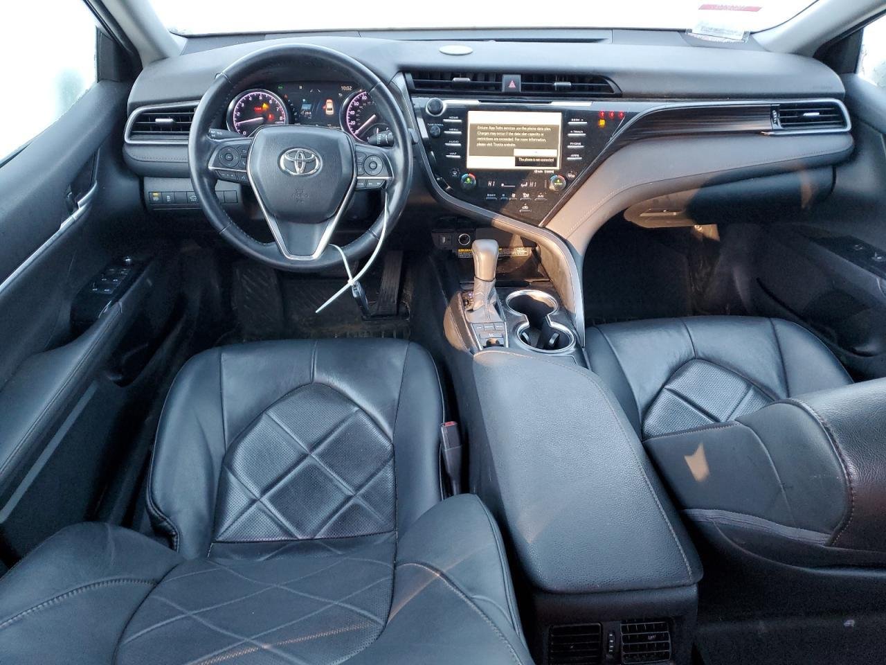 2019 II TOYOTA CAMRY XLE