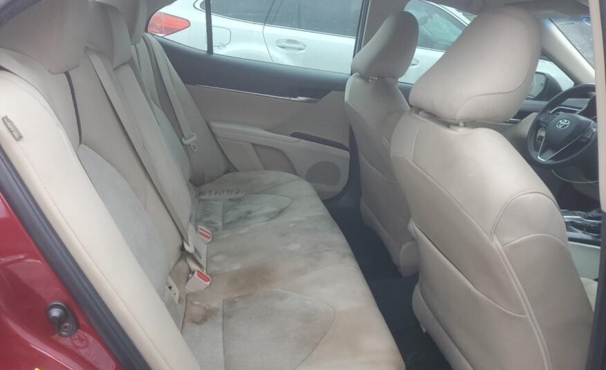 2018 II TOYOTA CAMRY LE