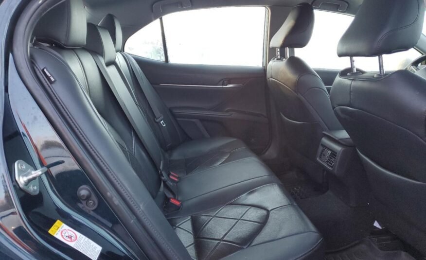 2019 II TOYOTA CAMRY XLE