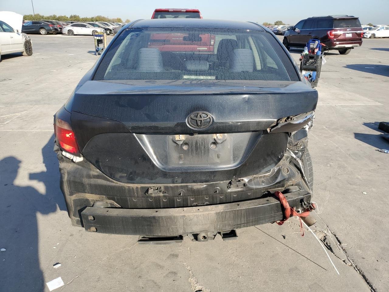 2018 II TOYOTA COROLLA LE