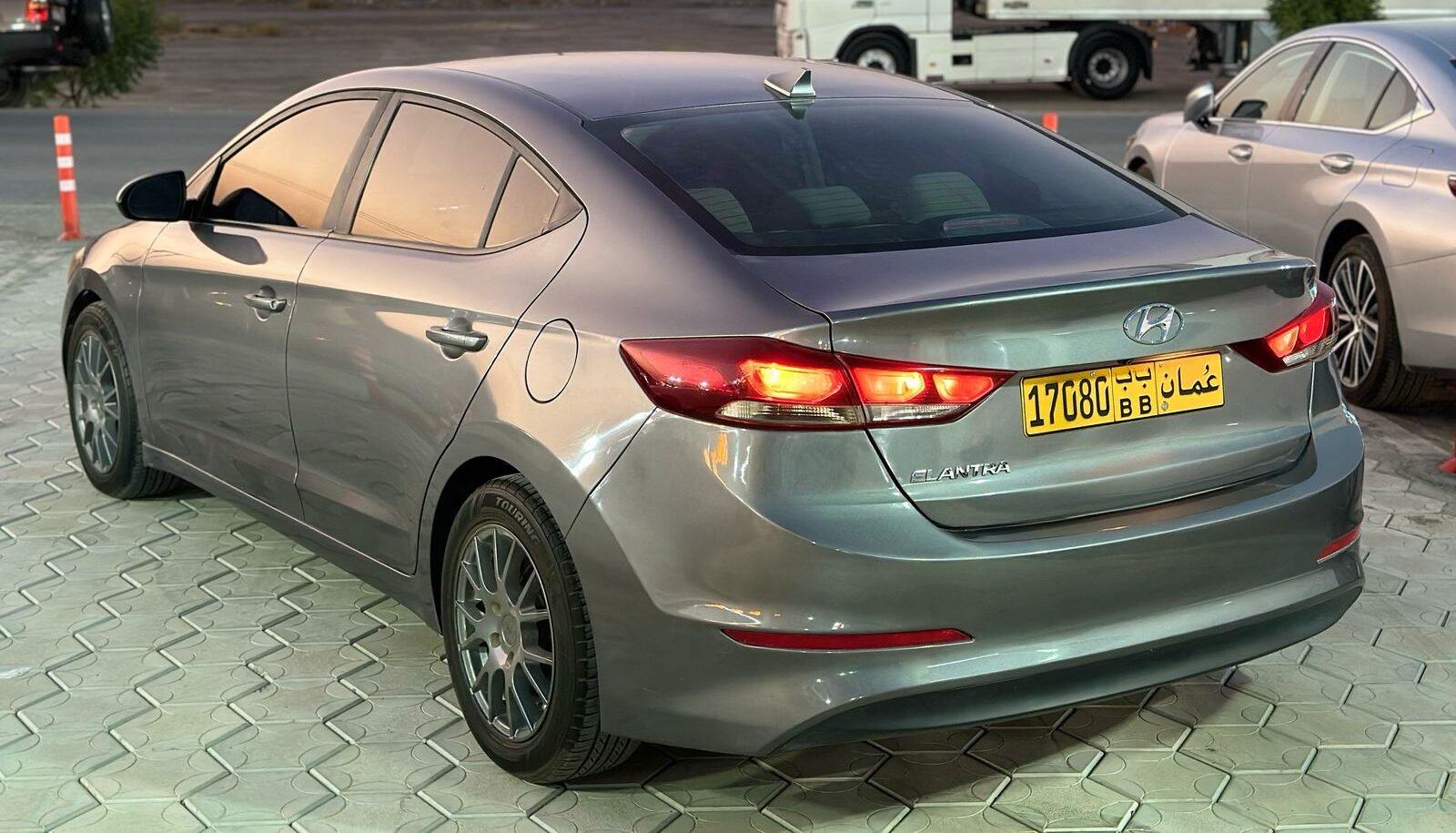 2018 II Hyundai Elantra