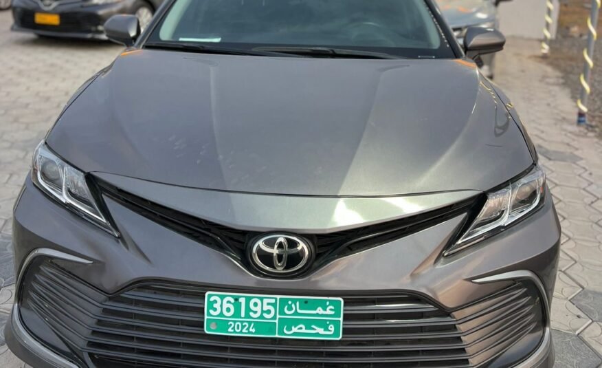 2018 II Toyota Camry LE