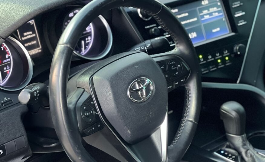 2018 II Toyota Camry LE