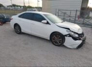 2017 II TOYOTA CAMRY SE