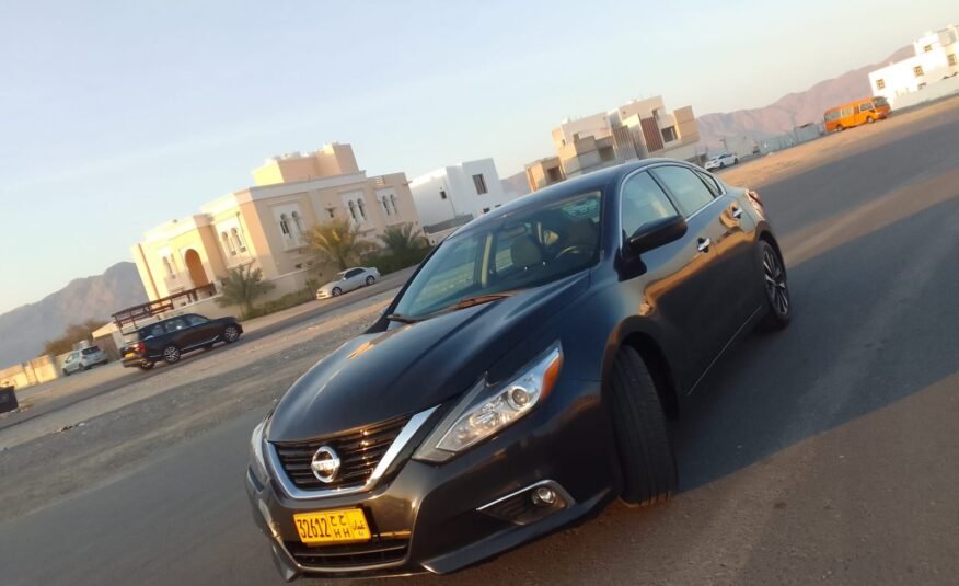 2018 Nissan Altima SV