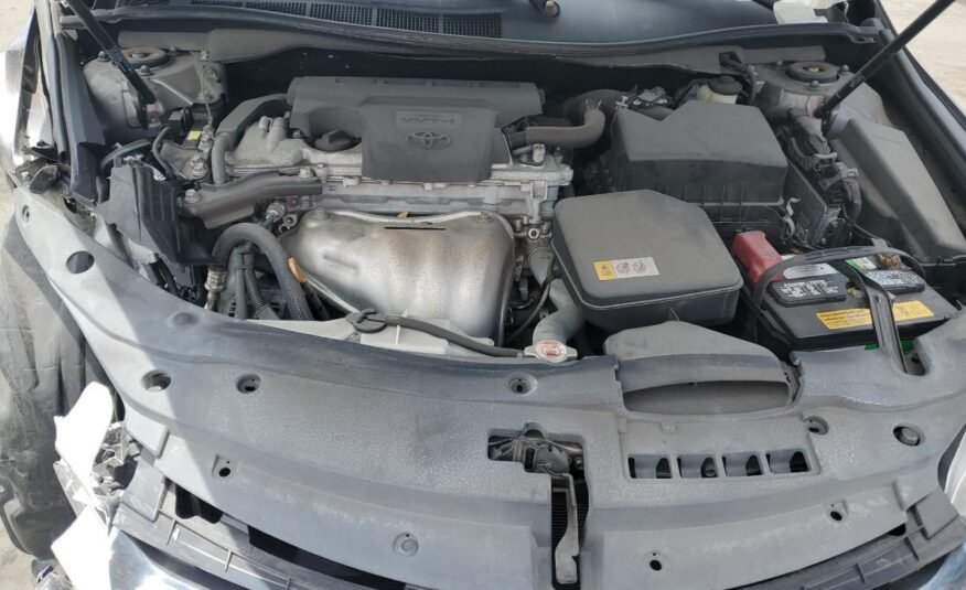 2017 II Toyota Camry LE