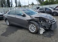 2017 II Toyota Camry LE