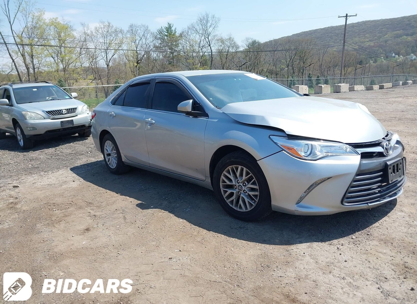 2017 II TOYOTA CAMRY LE