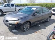 2017 II TOYOTA CAMRY SE